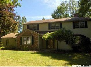 140 Fireside Ln, Camillus, NY 13031