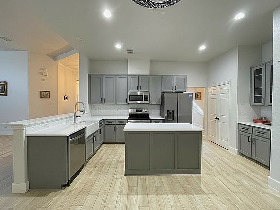 2nd image of 5962 Country View Ln