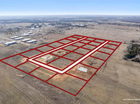 5803 E Bison Ln, Stillwater, OK 74074