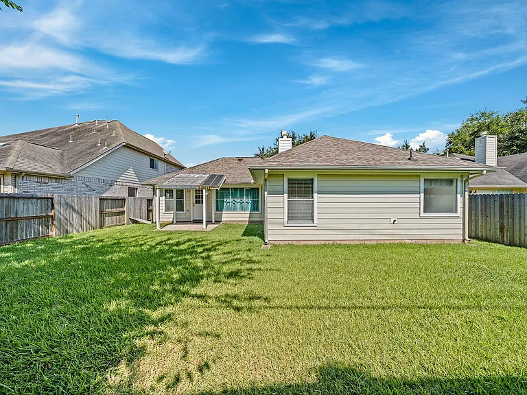 12918 Stratford Mill Ln — Photo 31