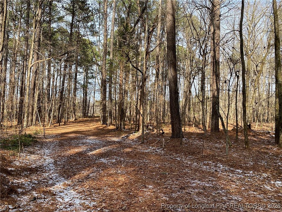 1st image of Breezeway Ln