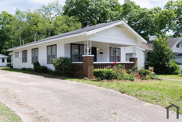 3 bed, 1288 sqft, $1,100 — Photo 2