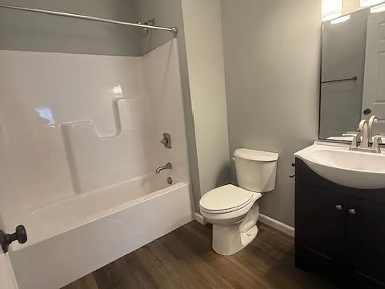 701 Stephanie Ct — Photo 20