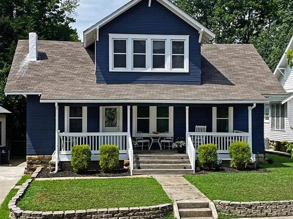 112 E Cottonwood St, Independence, KS 67301