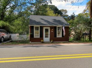 19 Musconetcong River Rd, Hampton, NJ 08827