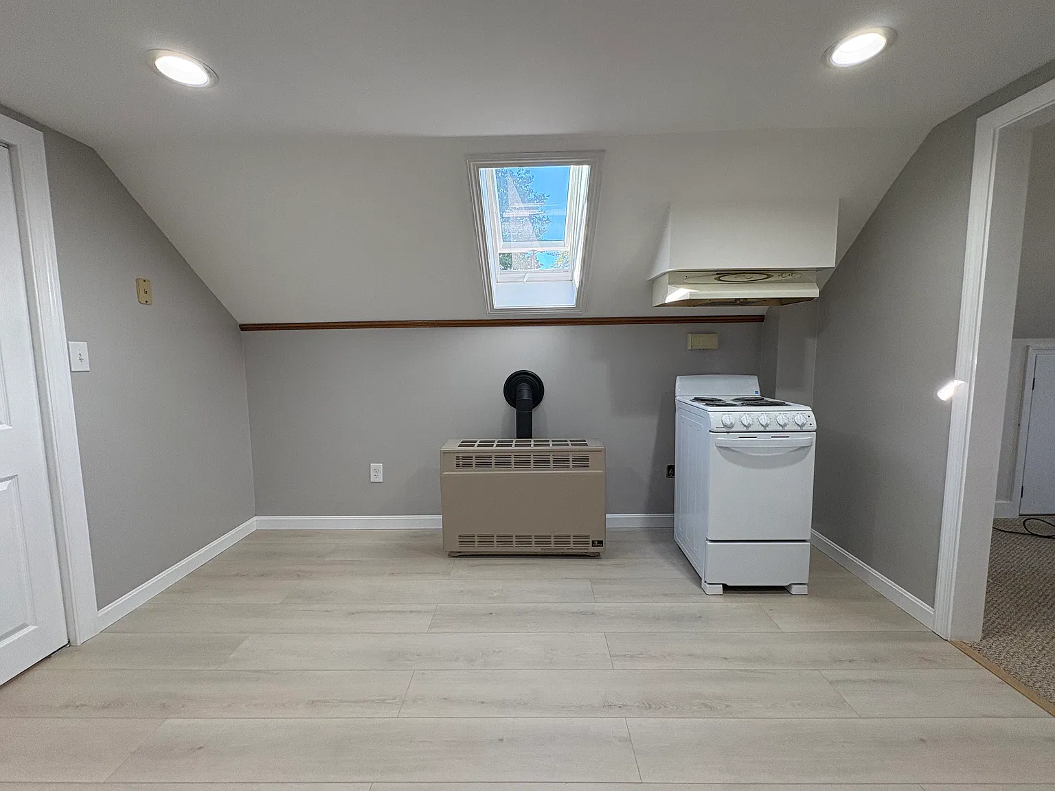 1 bed, 580 sqft, $1,700 — Photo 4