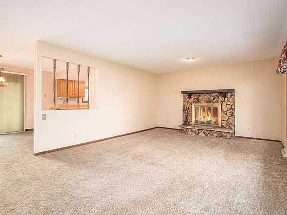 4th image of 51630 Trailwood Ct