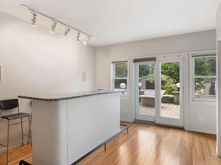 3721 Upton Ave S — Photo 15