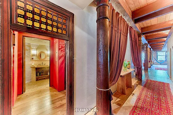 Sold by Town Residential | media 19