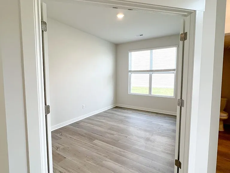 1173 Ross Farms Blvd — Photo 11