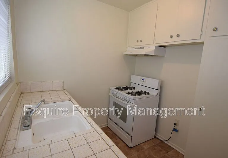 2050 N Ventura Rd #2 — Photo 7