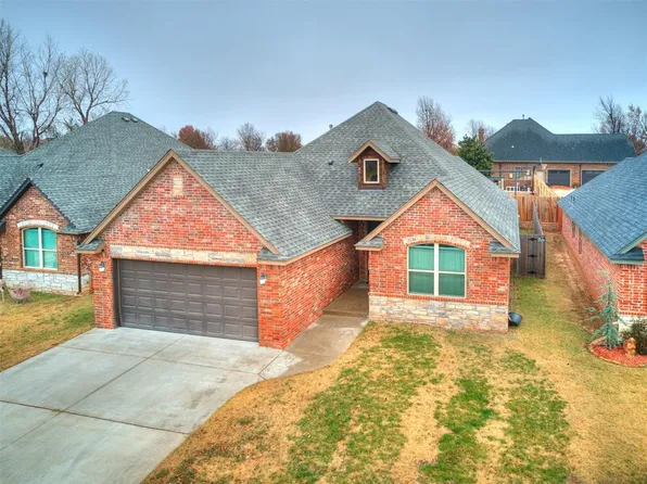 1213 Crimson Creek Cir, El Reno, OK 73036