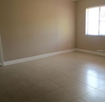 3rd image of 511 W Helm Way