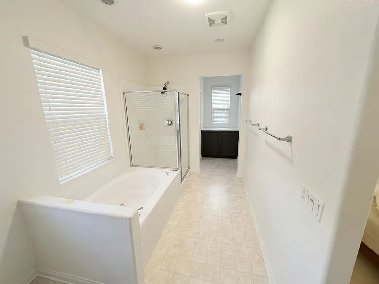 1327 Cathedral Oaks Rd — Photo 7