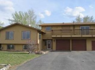 330 Village Dr, Rifle, CO 81650