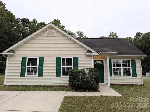 602 Gusty Ct, Charlotte, NC 28208