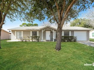 613 High Meadow Dr, Pleasanton, TX 78064