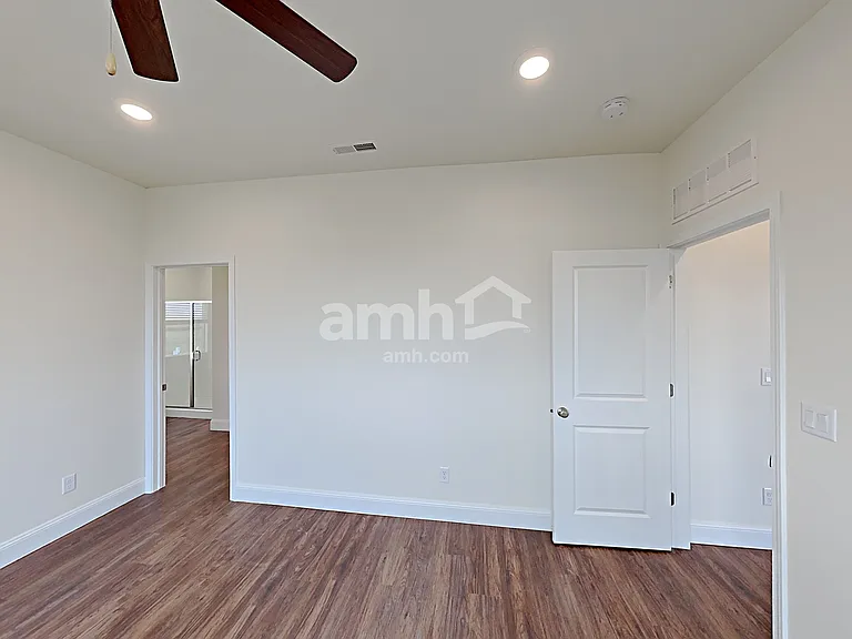 2661 W 3400 S — Photo 11