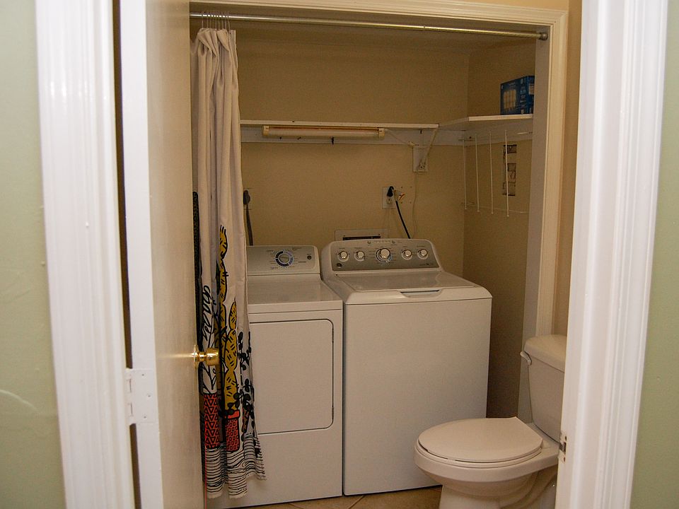 Full size washer/dryer in downstairs half bath