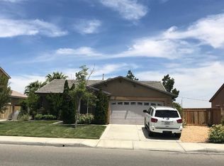 13324 Luna Rd, Victorville, CA 92392