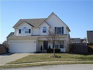 well kept cul-de-sac lot overlooks horse farm