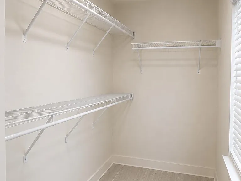 5770 Calle Vista Dr #5770 — Photo 12