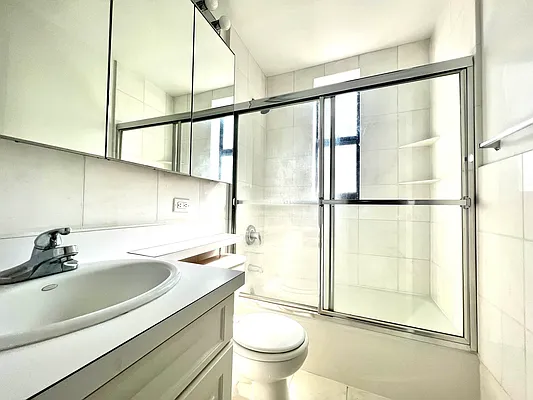 Rented by Corcoran | media 6