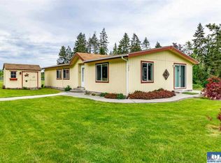 592 Parrish Rd, Sequim, WA 98382