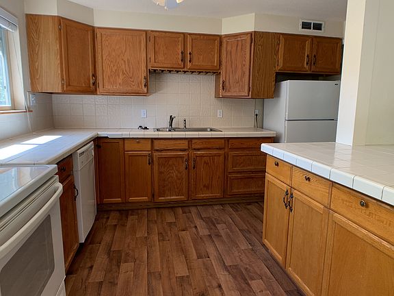 2221_bonfoy_c_06142021