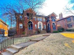7334 Pershing Ave APT 1E, Saint Louis, MO 63130