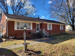 113 S Avondale Rd, Lexington, NC 27292