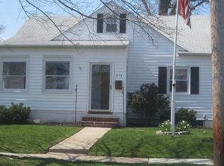 212 Springfield Rd, Linden, NJ 07036