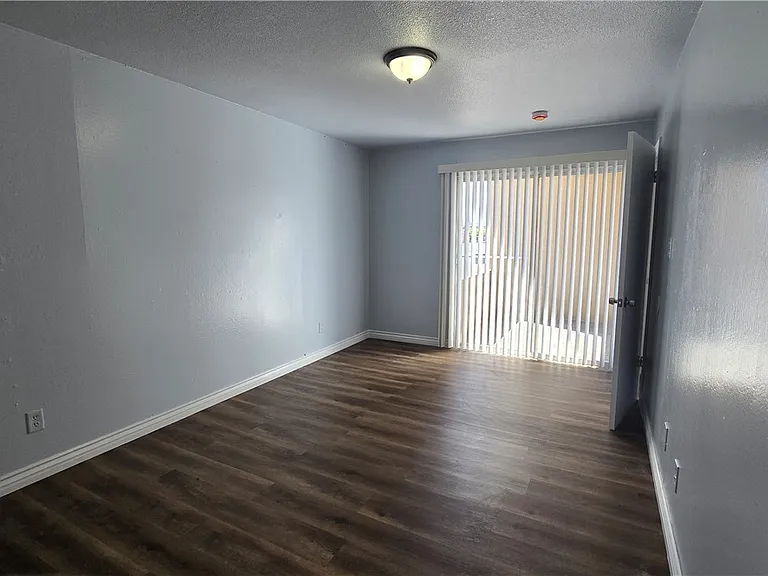 716 N 11th St #2 — Photo 20