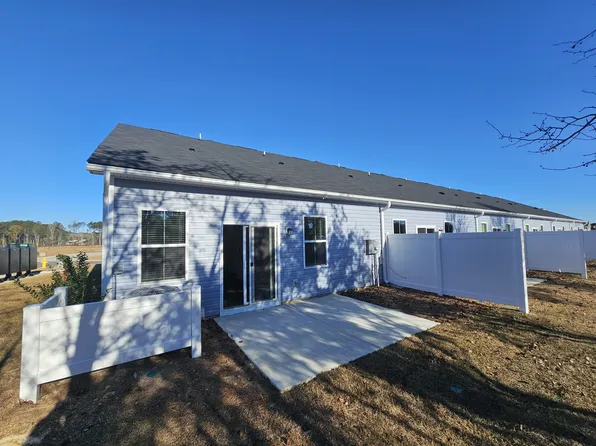 2029 Wild Indigo Cir NW, Calabash, NC 28467