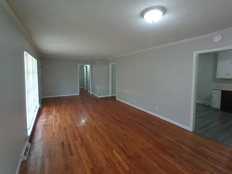 23 Sequoia Dr — Photo 4