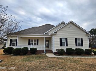 7 Edgewater Drive, Smithfield, NC 27577
