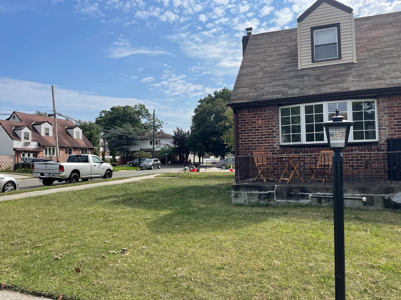 2 bed, 1000 sqft, $3,499 — Photo 3