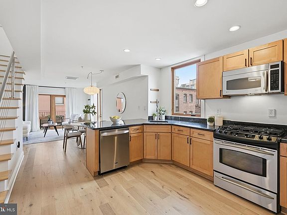 4th image of 2713 Ontario Rd NW APT 5