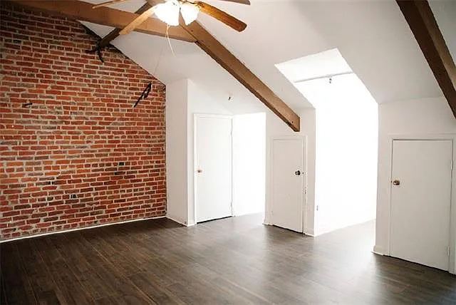 807 Bourbon St #8/2C — Photo 4