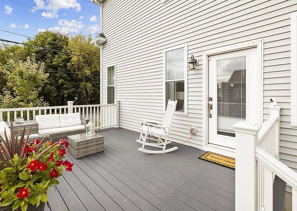 1st image of 111 Highland Ave #2