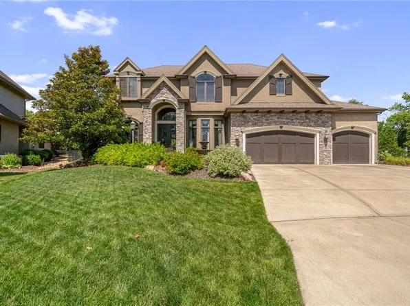 16324 Earnshaw St, Overland Park, KS 66221