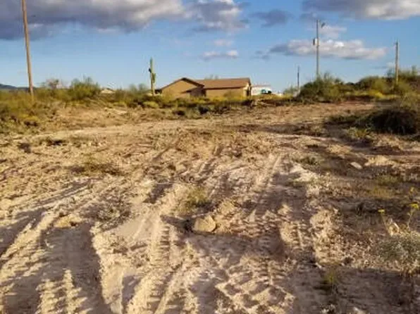 33061 S SUMMIT Drive #5, Black Canyon City, AZ 85324