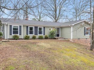 5322 Village Garden Dr, Ooltewah, TN 37363