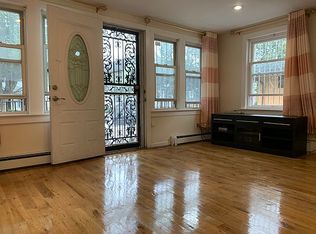 160-14 79th Ave #1, Fresh Meadows, NY 11366