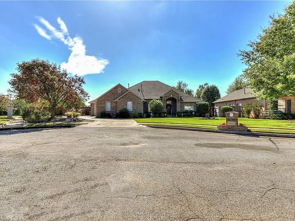 3rd image of 3212 SW 111th St