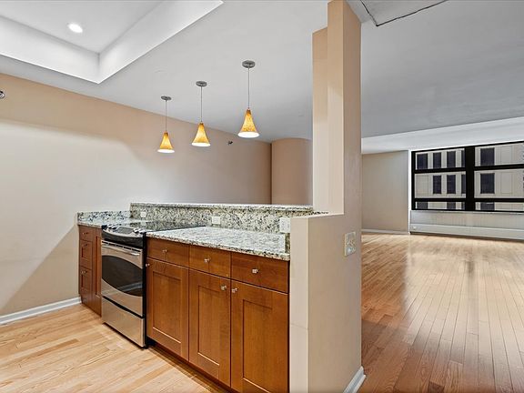 2nd image of 680 N Lake Shore Dr APT 313