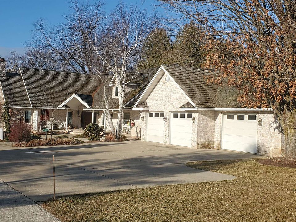 1st image of 3833 Bay Shore Dr