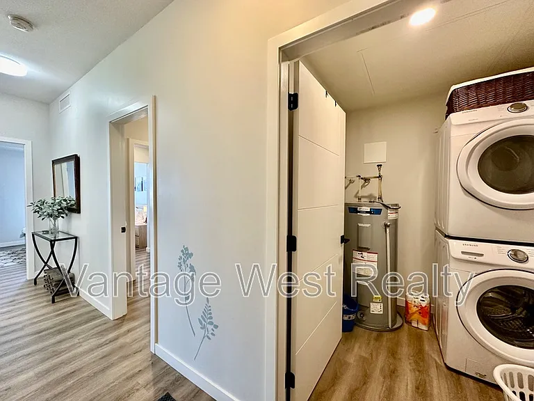 1215 Saint Paul St #304 — Photo 17