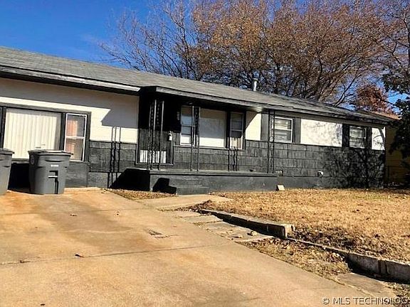 2nd image of 647 E 52nd Pl N