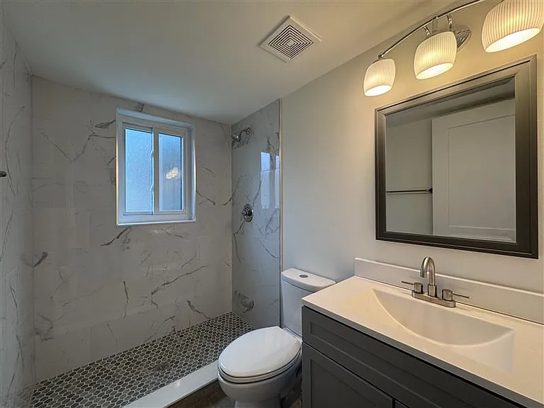 1258 Barbara Dr #105 — Photo 11